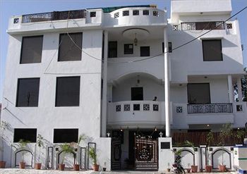 Agra Mahal Hotel Exterior photo